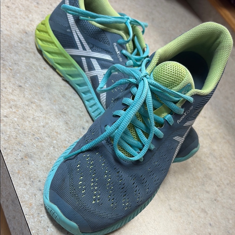 Asics Blue and Green Athletic Shoes with Mesh Upper and Cushioned Midsole